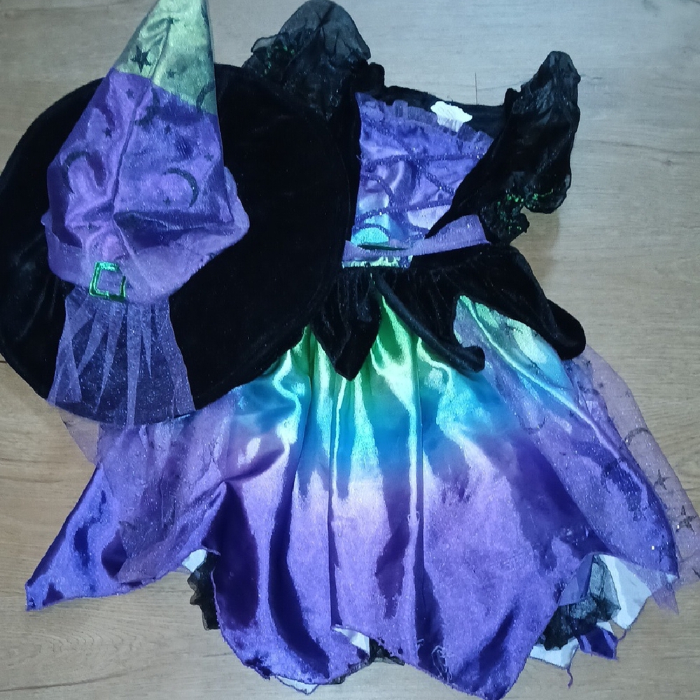 Enchanting Purple and Green Witch Costume for Kids
